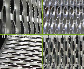 Diamond safety grating - crocodile mouth shaped stairs