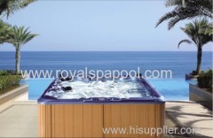 Outdoor spa pool Massage hot tub