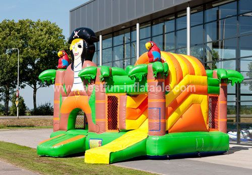 Bouncy castle Multiplay Pirate