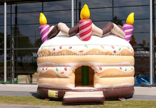 Bouncy castle birthday cake