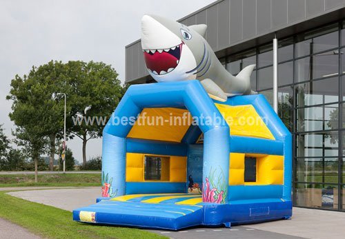 Castle inflatable Sea shark