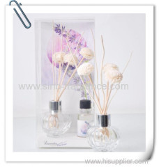 reed diffuser with glass bottle and dry flower