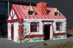 Inflatable Pub garden house