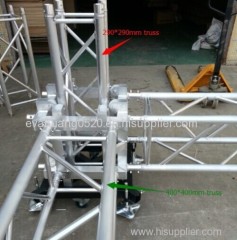 Lighting roof truss system with heavy loading