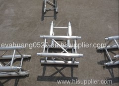 Truss accessories for trussing display