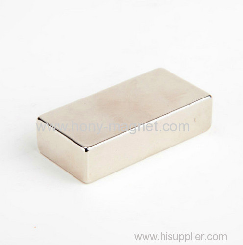 Permanent sintered block magnet neodymium