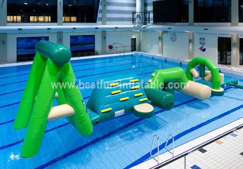 Chilren commercial inflatable water park