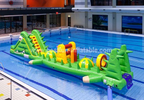 Giant inflatable floating water toys