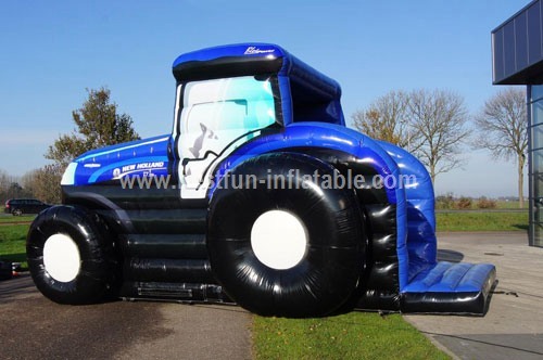 Bouncy castle Tractor New Holland custom