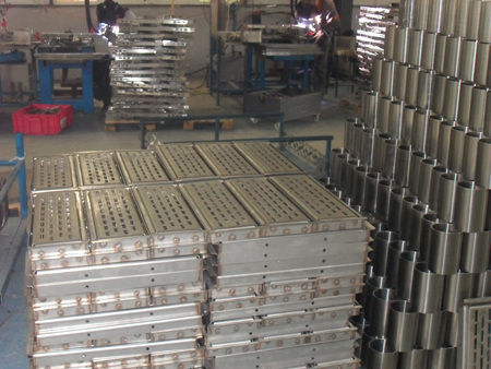 Stainless-steel welded slatted floor