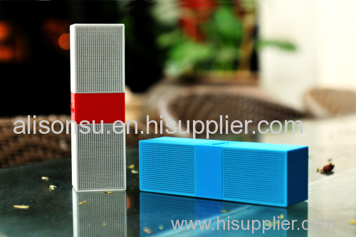 Bluetooth Speaker with NFC and Self-shooting Function