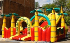 Giant inflatable slide for outdoor play