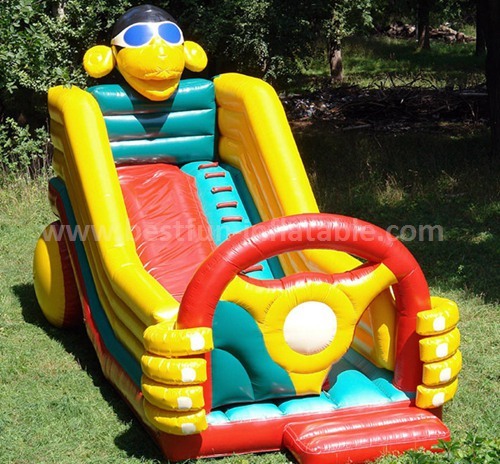 Inflatable animal themed slide for kids