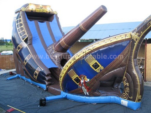 Inflatable mississipi boat slide