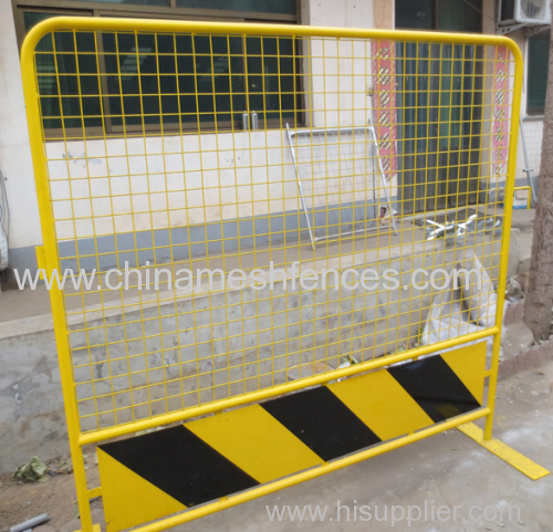 1.8x1.8m bright color portable road safety barrier factory
