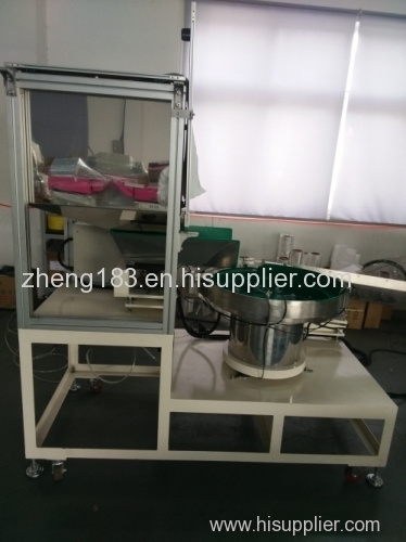 Plastic spoon Automatic horizontal packing machine with automatic feeding system