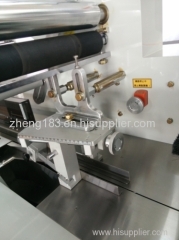 Plastic spoon Automatic horizontal packing machine with automatic feeding system