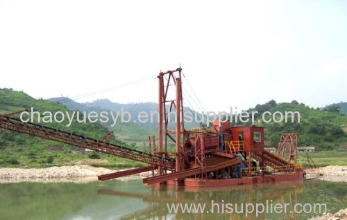 gold suction and panning dredging boat