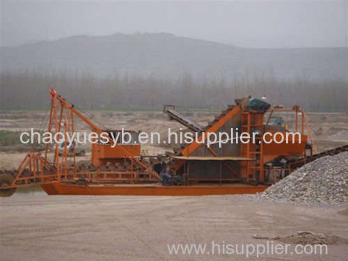 alluvial gold dredging ship equipped with concentration equipment