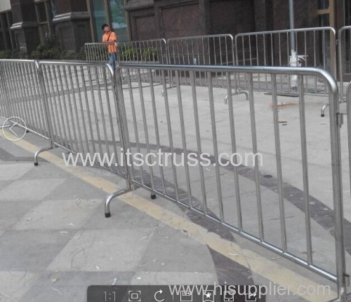 7ft x 14" (200x105cm) stainless steel barricade