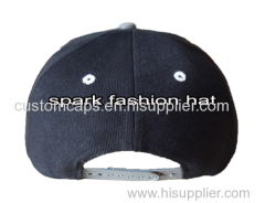 Wholesale flat brim snapback hats with square peak