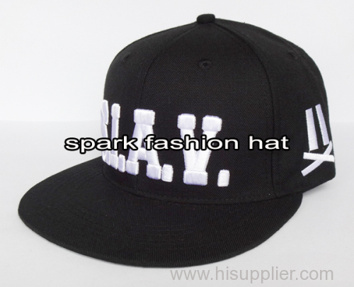 Hot sale black flat peak embroidered snapback caps