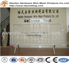 hot dipped galvanized metal crowded control barrier temporary fence