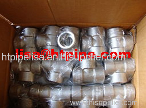 ASTM A182 F9 threaded tee