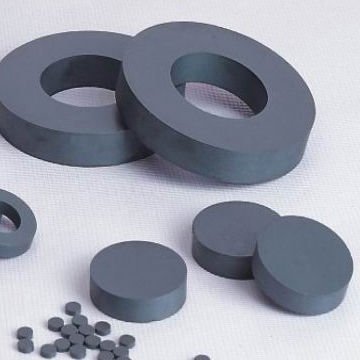 Y30 high grade ferrite ring magnet