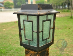 Solar garden lighting pole light