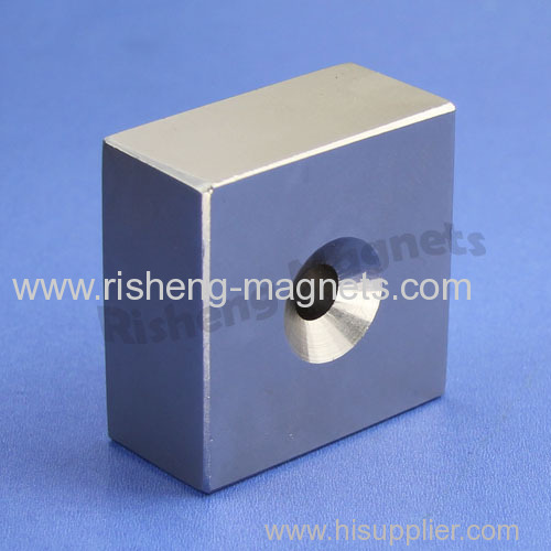 48x48x24mm block Neodymium magnet with a countersunk magnets for iron