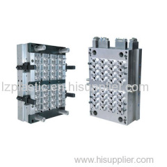 Mould, preform mould, pet preform mould