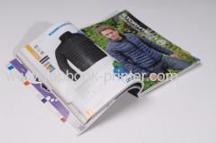 Special die cutting UV varnishing gloss lamination perfect bound apparel catalogue book printing