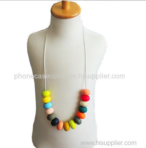 2015 custom Fashion lady silicone necklace