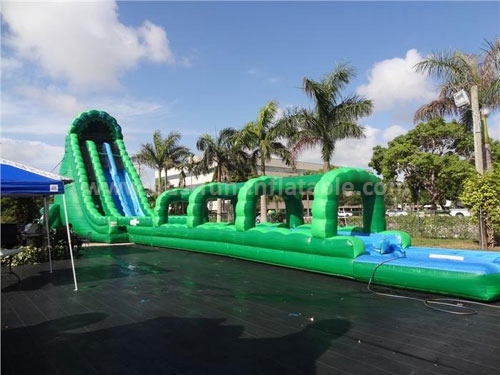 Giant inflatable water slide for adult