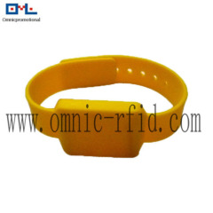 RFID Silicone wristband Rewearable Waterproof