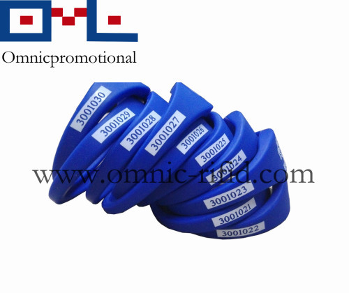 RFID Silicone Rewearable wristband can press figure