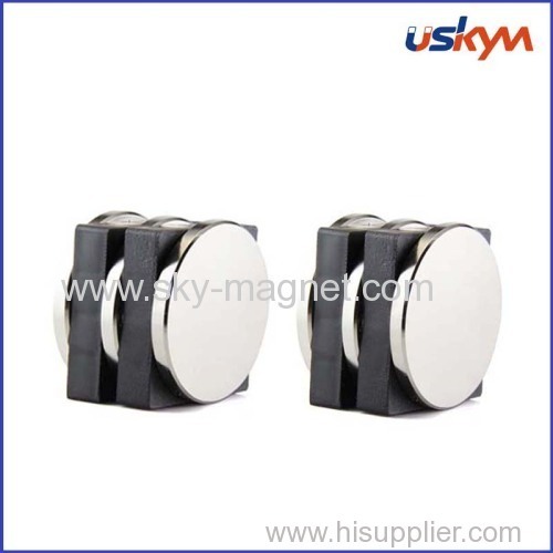 Large Strong Sintered Rare Earth Magnet