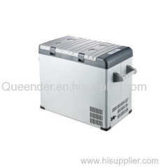 Portable refrigerator with compressor 52L