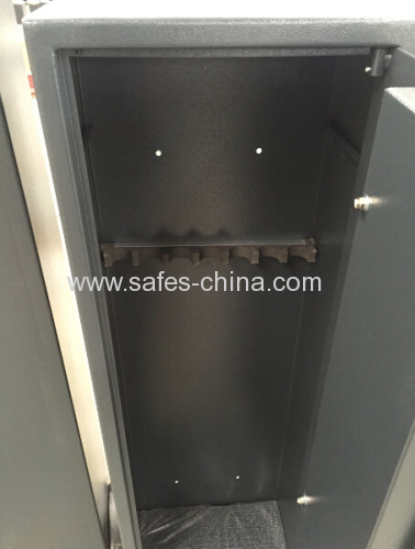 Handgun and rifle safe with key lock+changeable combination lock+L safe handle to hold 7 guns