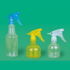 Plastic bottle with trigger sprayer