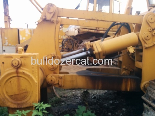 Used bulldozer Komatsu D155A CRAWLER TRACTOR