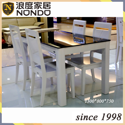 Morden tempered glass dining table CZL606