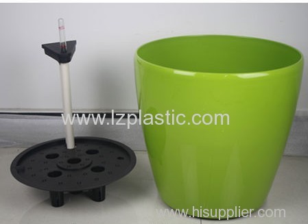 plastic colorful flower pots