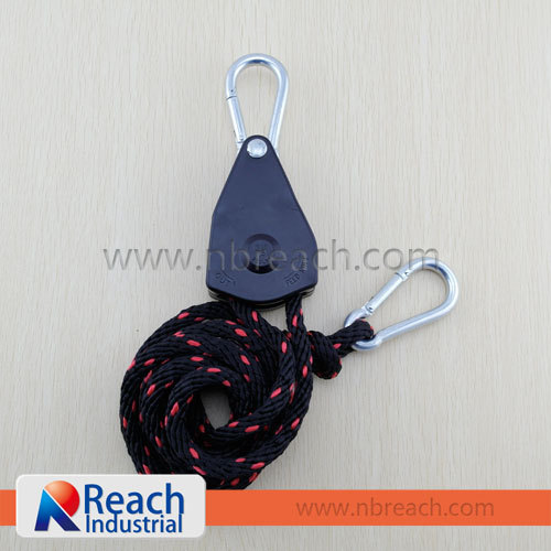 250lbs 3/8" Rope Ratchet Tie Down with Carabiner Hook Manufacturer