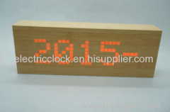 led wood clock*message input and display *display time date temperature*sound control function*5 groups of alarm*gifts