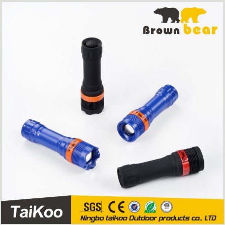 new design 3 colors zoom cheap plastic led torch with 2 types of head