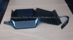 Foldable magnetic closure gift box with ribbon