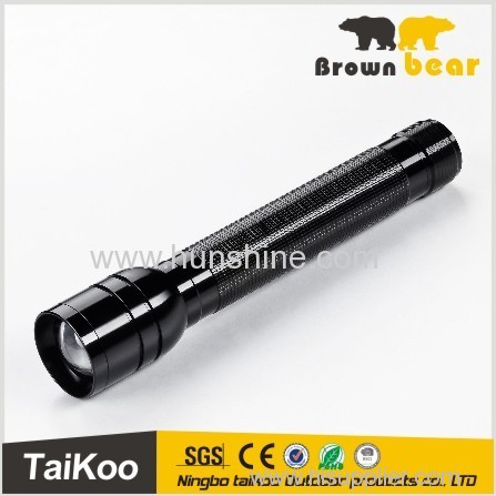 XML T6 tactical flashlight zoomable long beam torch