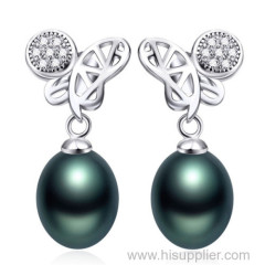 Trendy New Freshwater Pearl Earrings For Mother